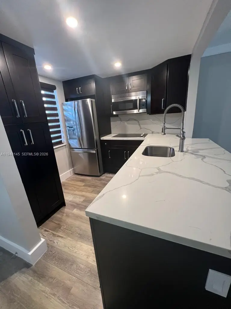 9440 Fontainebleau Blvd #213, Miami, FL 33172 - #3