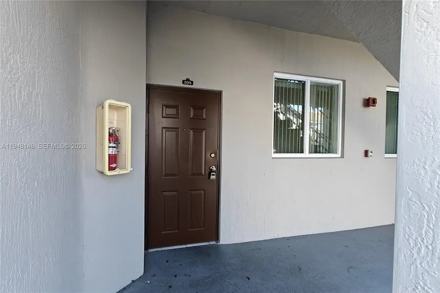 2637 SE 16th Ter #104, Homestead, FL 33035 - Image #2