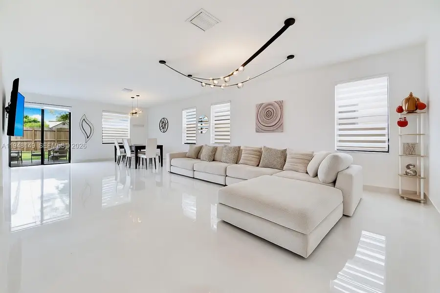 11711 SW 254th St, Homestead, FL 33032 - #3