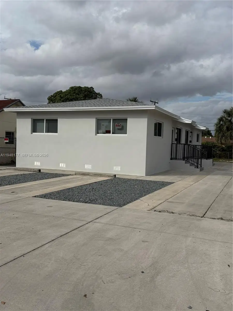 59 E 14th St, Hialeah, FL 33010 - #2