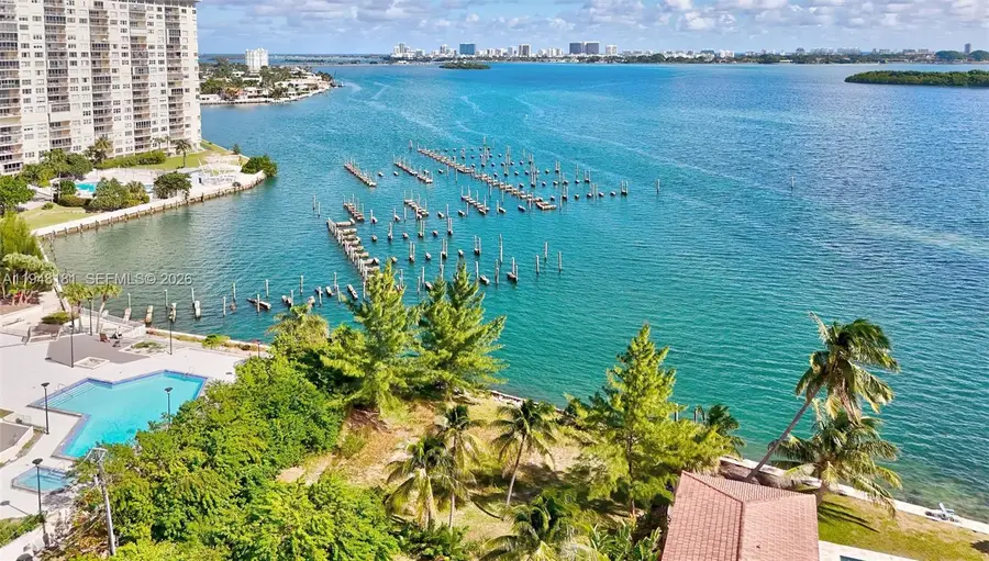 11113 Biscayne Blvd #PH8, Miami, FL 33181 - Image #2