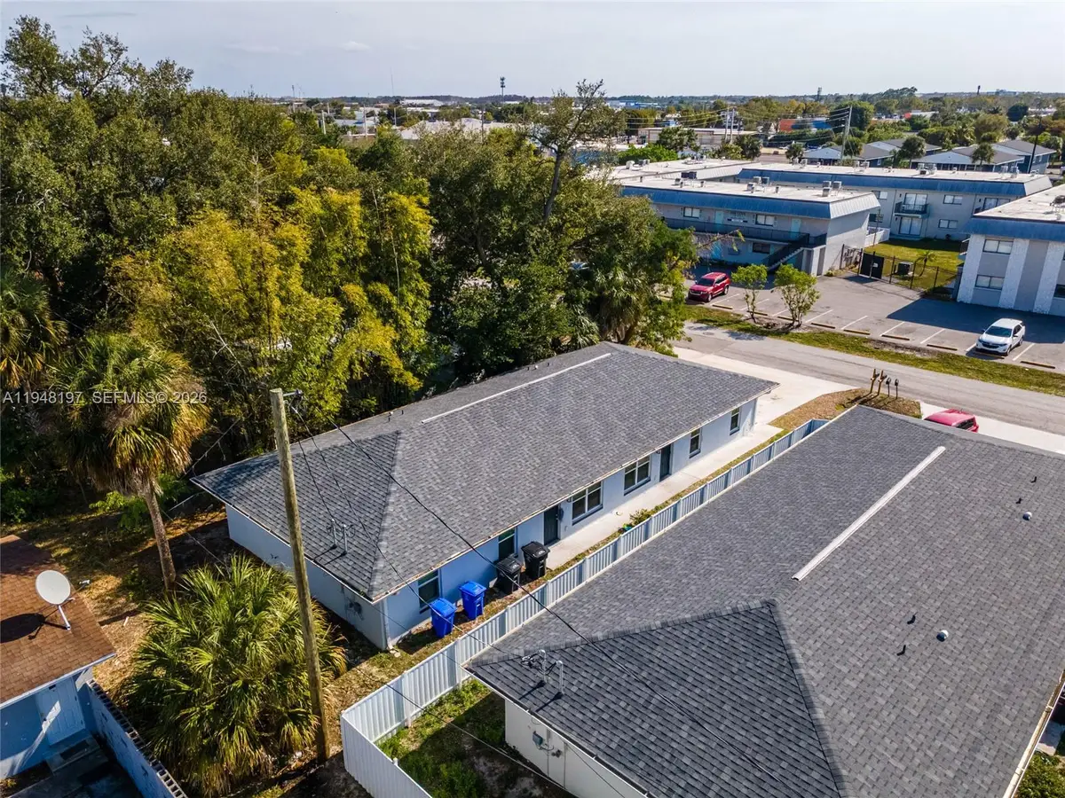 2403/2405 Maple Ave, Fort Myers, FL 33901 - Image #1