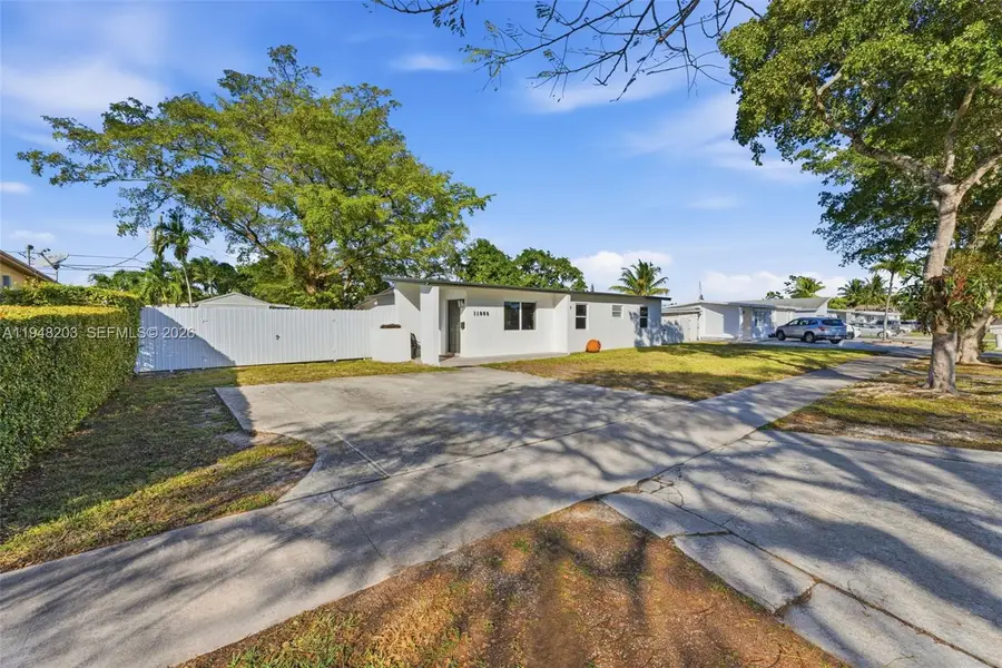 11065 SW 52nd Dr, Miami, FL 33165 - #3