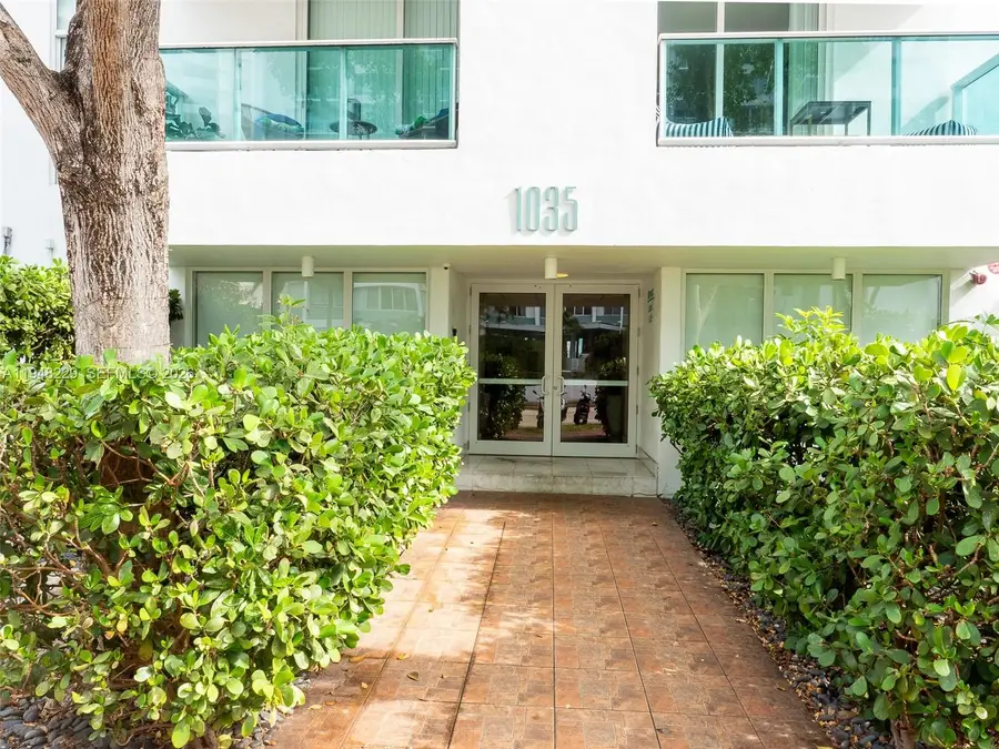 1035 West Ave #PH06, Miami Beach, FL 33139 - Image #3