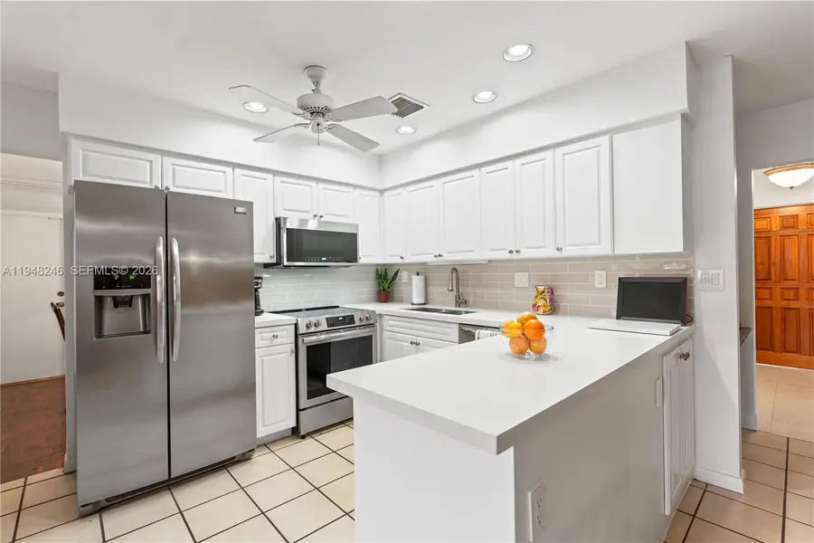 15200 SW 84th Ave, Palmetto Bay, FL 33157 - #3