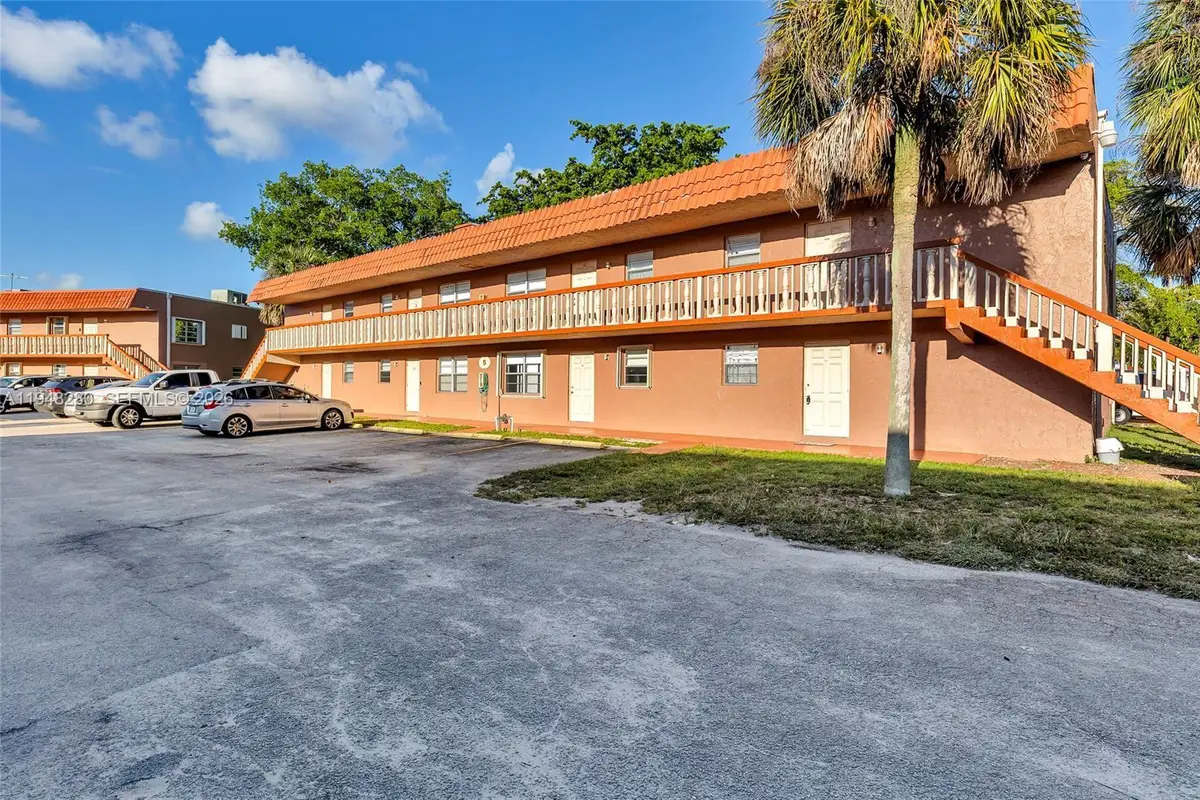 7830 NW 33rd St #504, Davie, FL 33024 - Image #1
