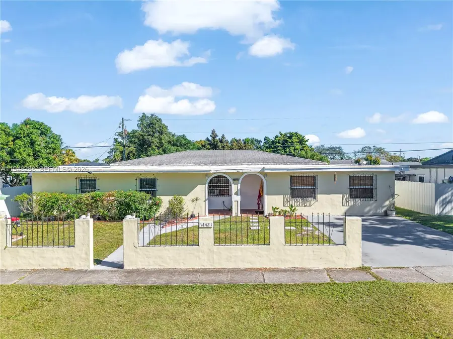 14421 Harrison St, Miami, FL 33176 - Image #2