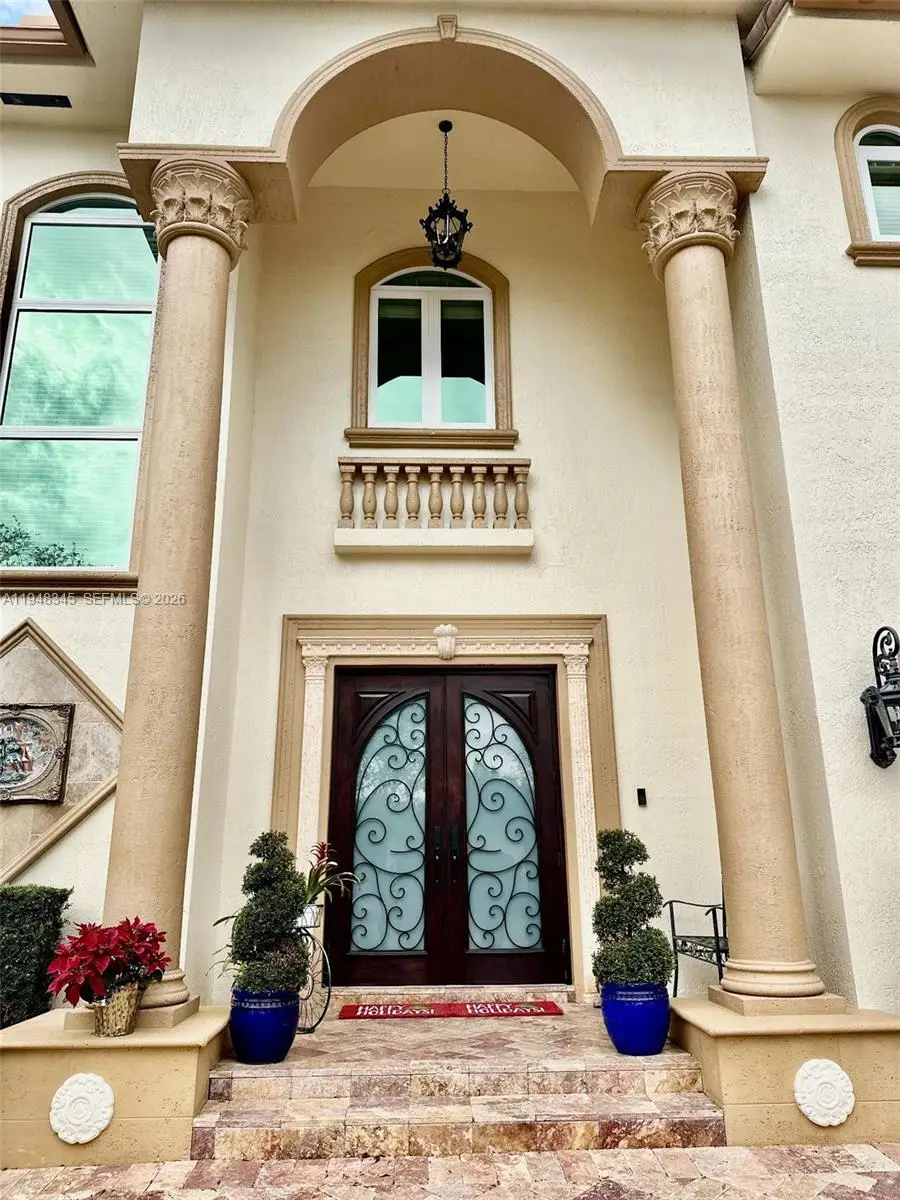 7851 NW 166th Ter, Miami Lakes, FL 33016 - #3