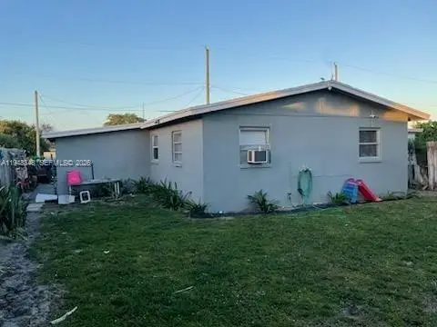 1489 W 34th St, Riviera Beach, FL 33404 - #2