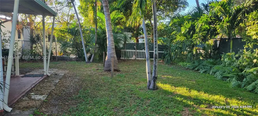 508 SW 8th St, Hallandale Beach, FL 33009 - #3