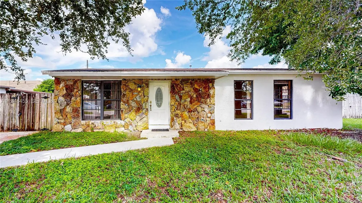 26234 SW 128th Ct, Homestead, FL 33032 - Image #1