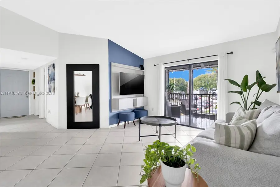 20761 NE 4th Pl #205, Miami, FL 33179 - Image #2