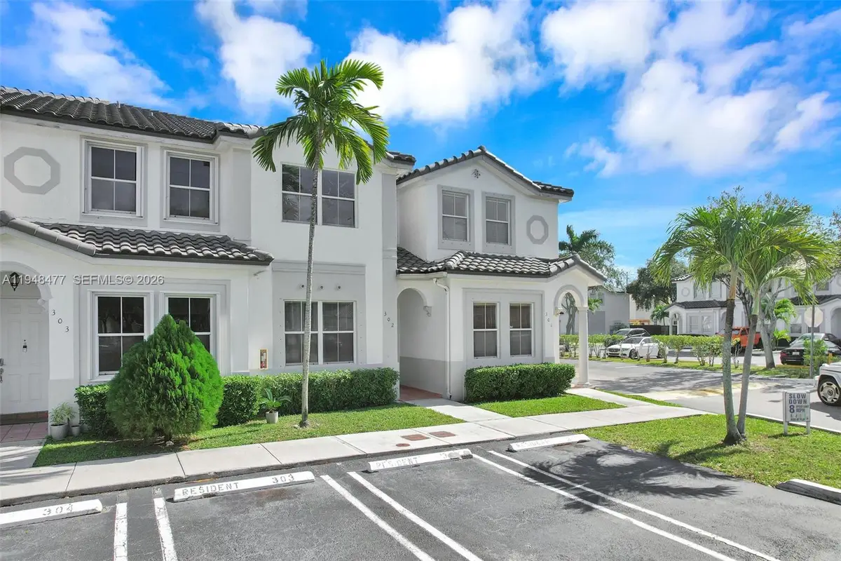 5420 NW 107 Ave #302, Doral, FL 33178 - #1