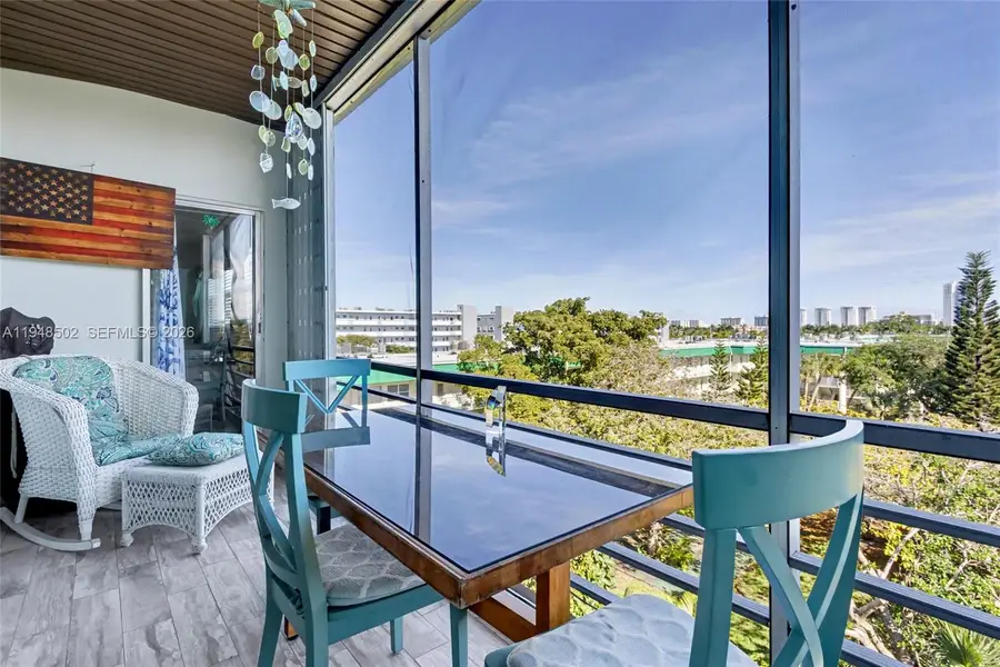 700 NE 14th Ave #501, Hallandale Beach, FL 33009 - #2