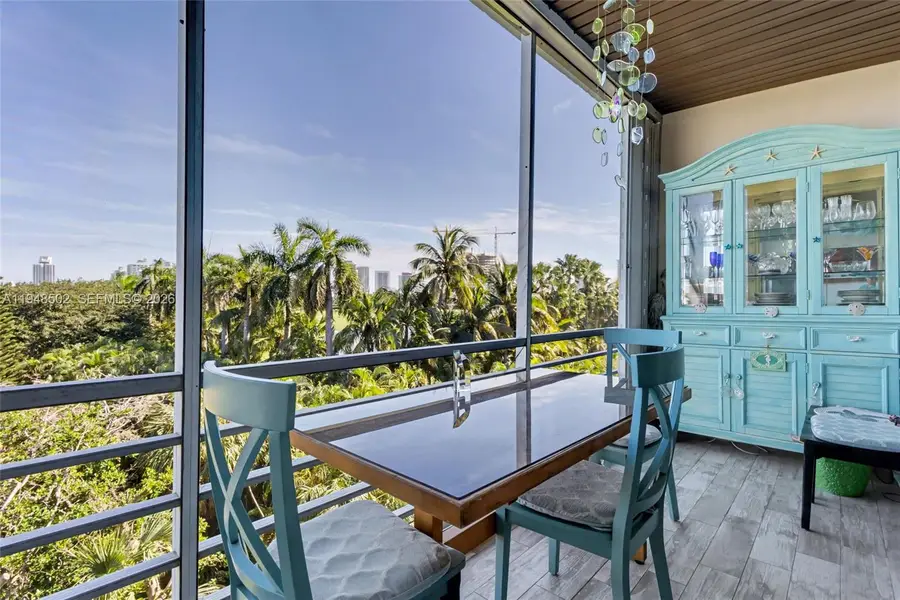 700 NE 14th Ave #501, Hallandale Beach, FL 33009 - #3