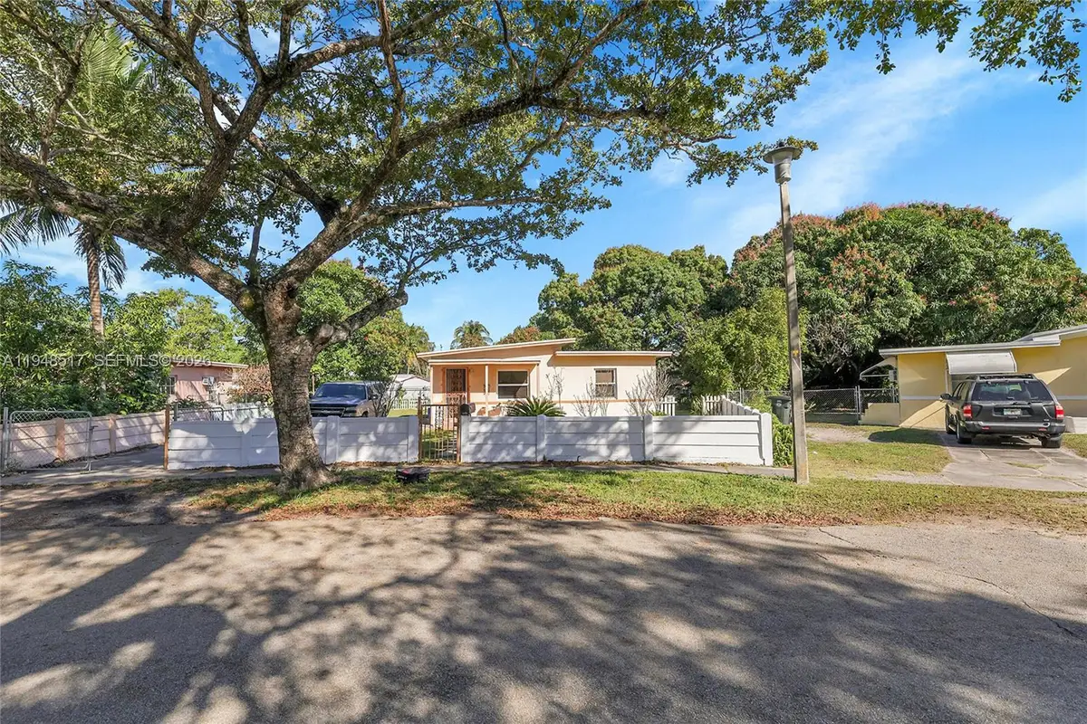 545 NW 142nd St, North Miami, FL 33168 - #1