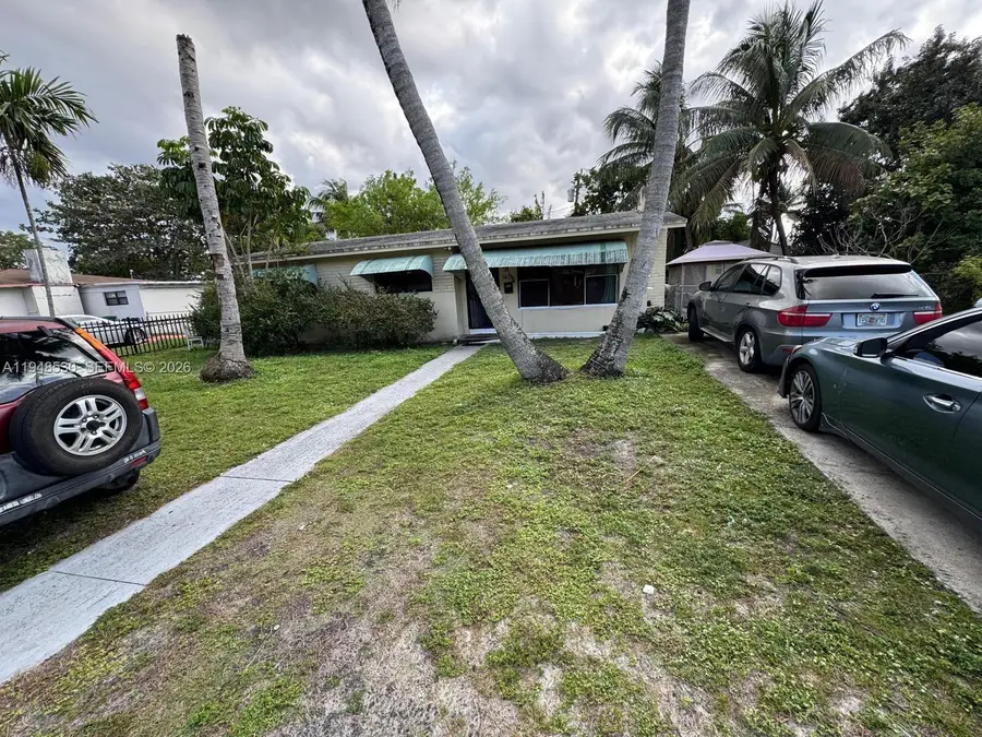 140 NE 193rd Ter, Miami, FL 33179 - Image #2