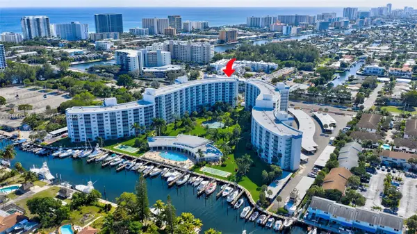 2731 NE 14th St Cswy #1019, Pompano Beach, FL 33062