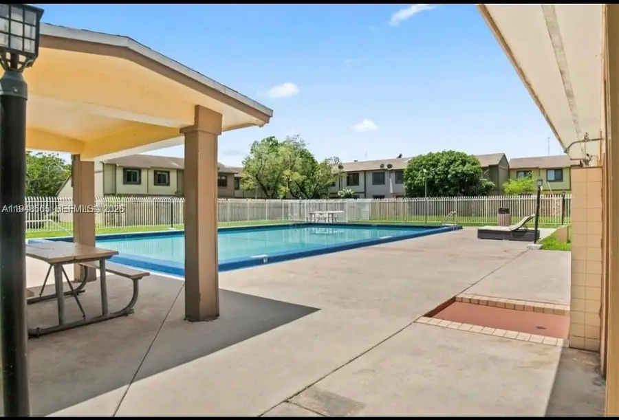 453 NE 210th Ter, Miami, FL 33179 - Image #3