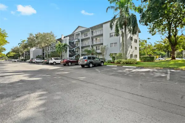 12600 SW 5th Ct #212L, Pembroke Pines, FL 33027