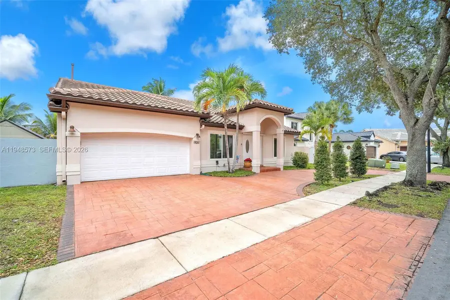 19211 NW 88th Ct, Hialeah, FL 33018 - #2