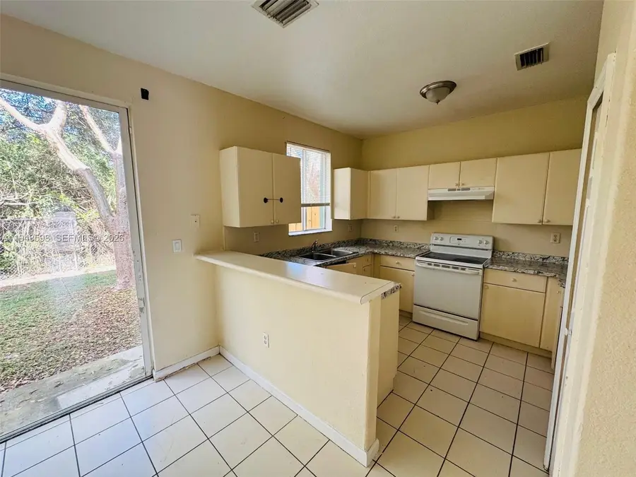 1601 SE 24th Ct #221, Homestead, FL 33035 - #3