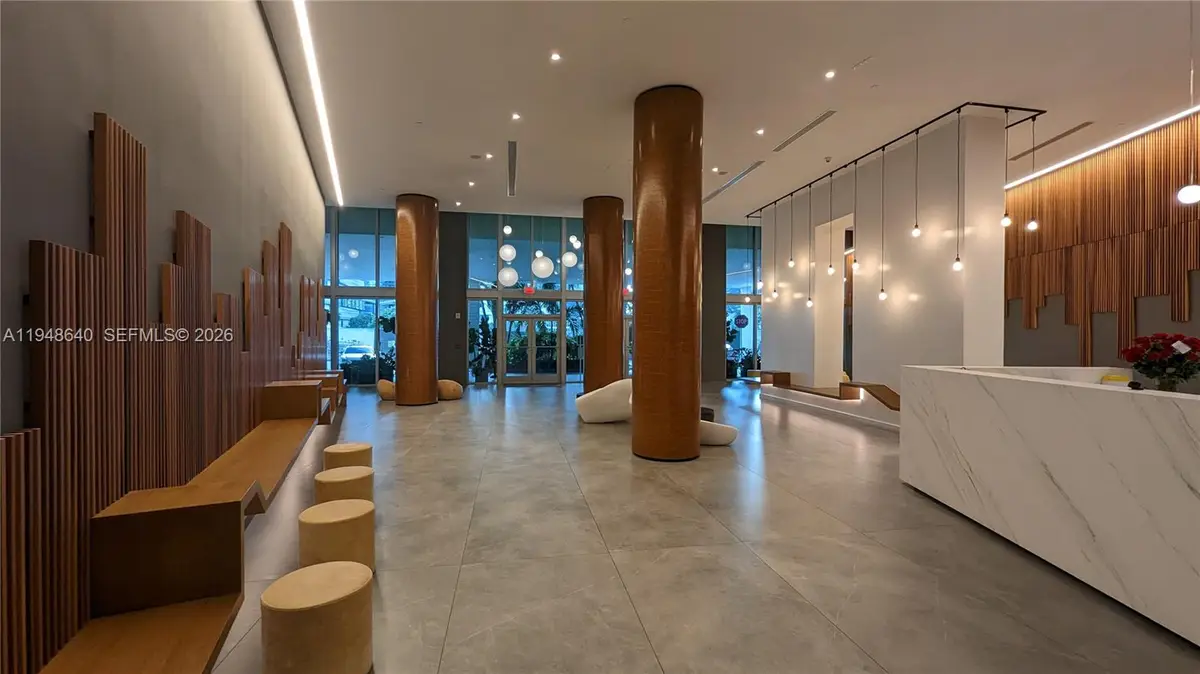 350 S Miami Ave #702, Miami, FL 33130 - Image #1