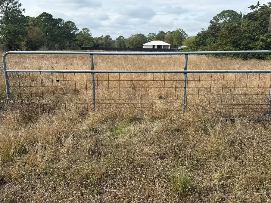 670 N Jinete St, Clewiston, FL 33440 - #2