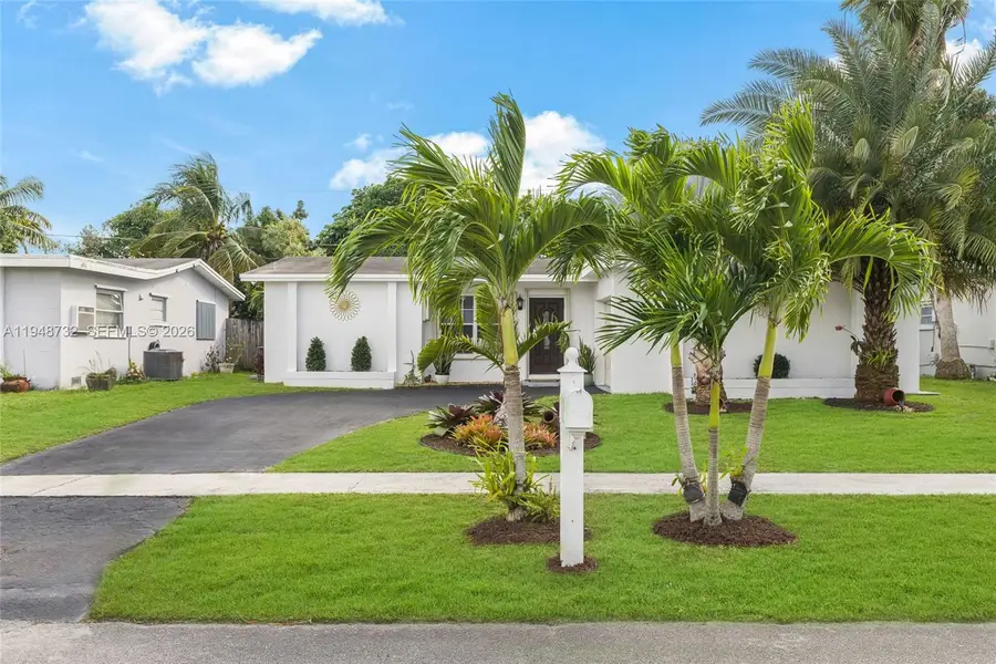 8440 NW 28th Pl, Sunrise, FL 33322 - #2