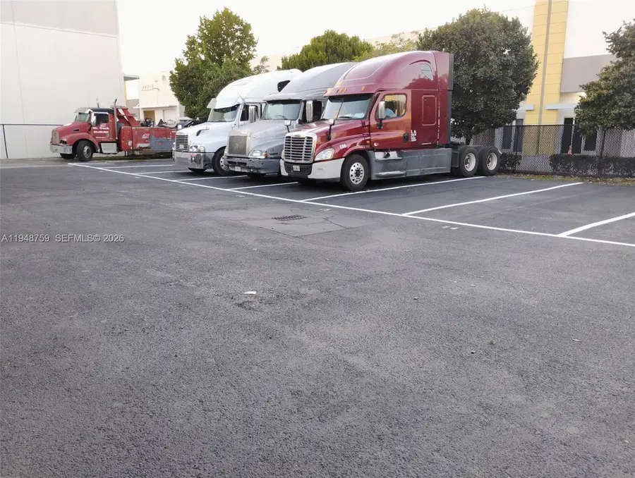 1890 NW 108th Ave, Sweetwater, FL 33172 - Image #3