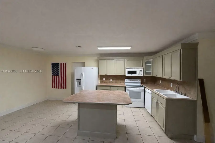 6433 SW 22nd St, Miramar, FL 33023 - #2