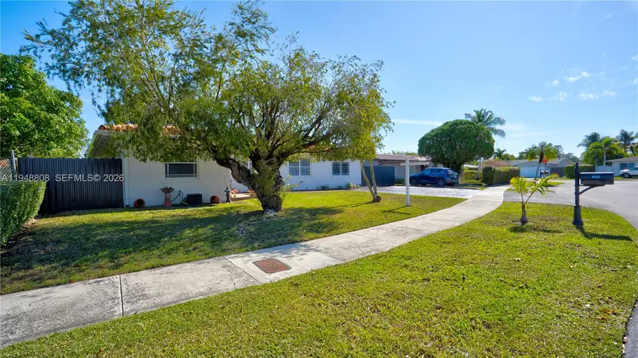 6815 SW 134th Ct, Miami, FL 33183 - #2