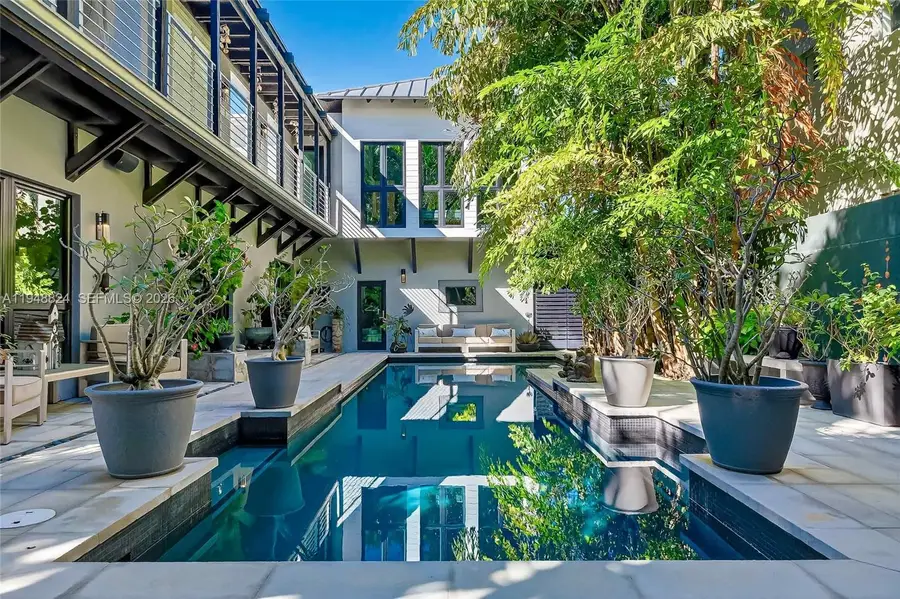 1680 Onaway Dr, Coconut Grove, FL 33133 - Image #2