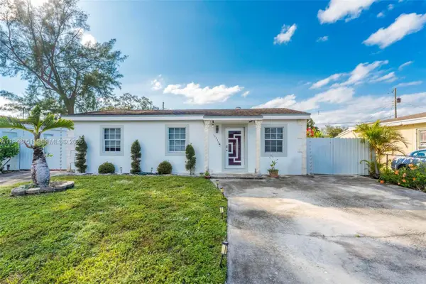 15330 NW 29th Ct, Miami Gardens, FL 33054