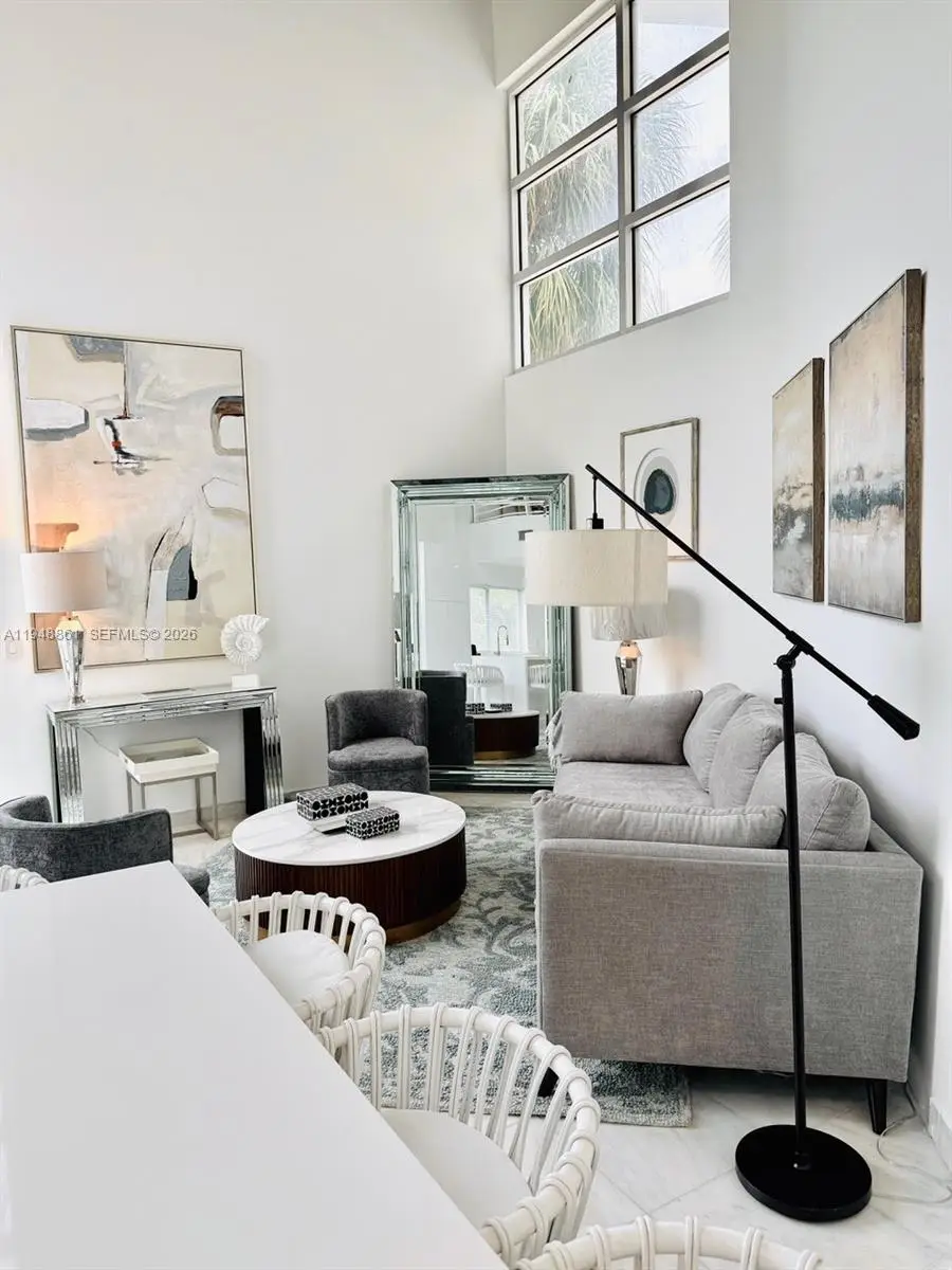 7700 Collins Ave #5, Miami Beach, FL 33141 - Image #3