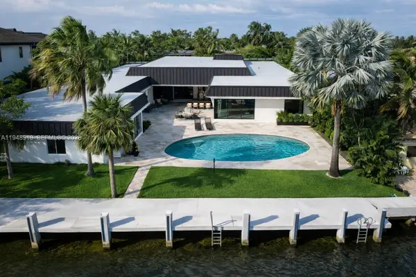 1201 Diplomat Pkwy, Hollywood, FL 33019