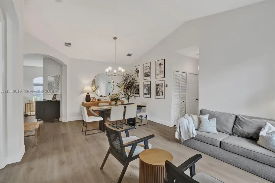 9046 SW 160th Ter, Palmetto Bay, FL 33157 - Image #2