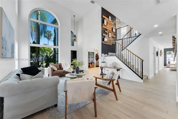 590 SW 178th Way, Pembroke Pines, FL 33029