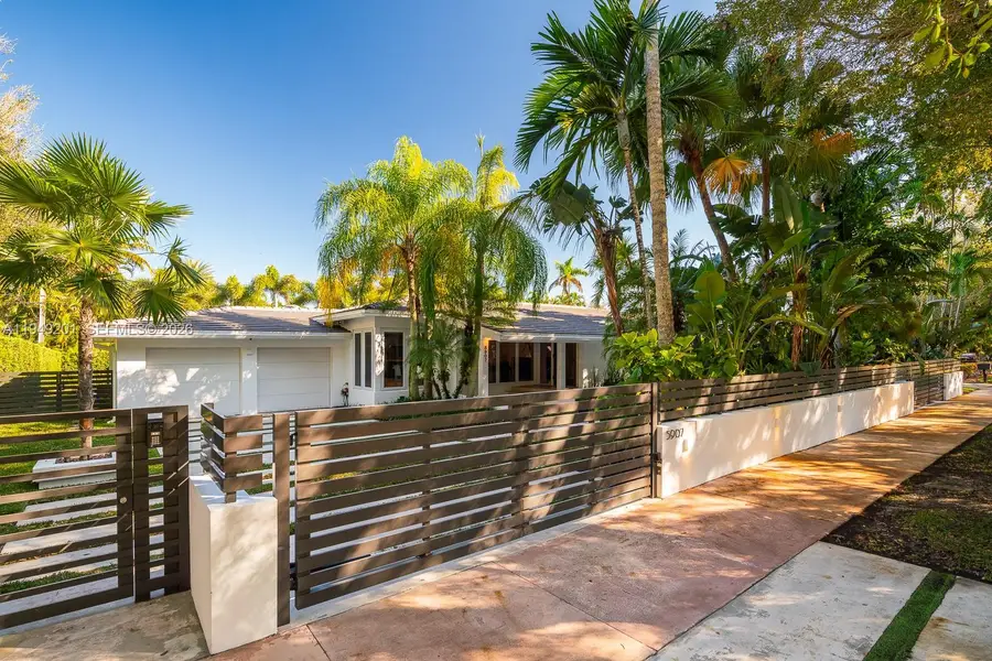 5907 Riviera Dr, Coral Gables, FL 33146 - Image #2