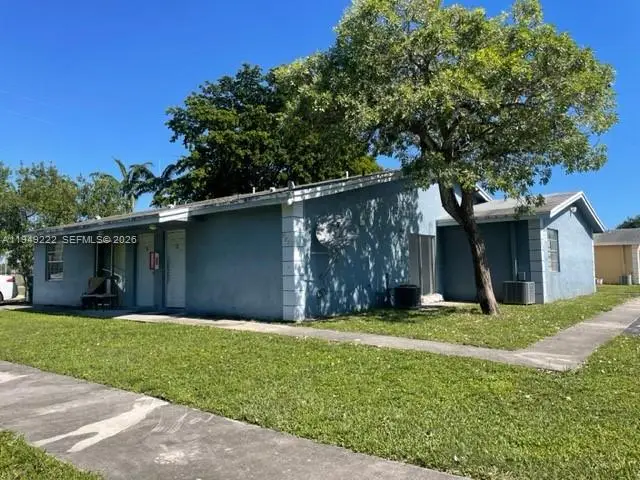 2216 NW 15th Ave, Fort Lauderdale, FL 33311 - #2