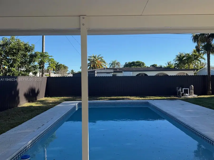 9900 Dominican Dr, Cutler Bay, FL 33189 - Image #2