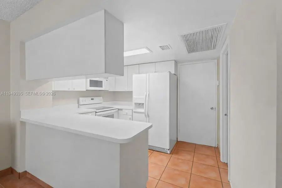 2178 W 60th St #18111, Hialeah, FL 33016 - #3