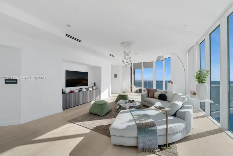 2020 N Bayshore Dr #PH4302, Miami, FL 33137 - Image #2