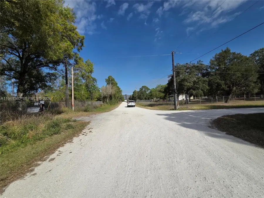 940 N Deer St, Clewiston, FL 33440 - #3