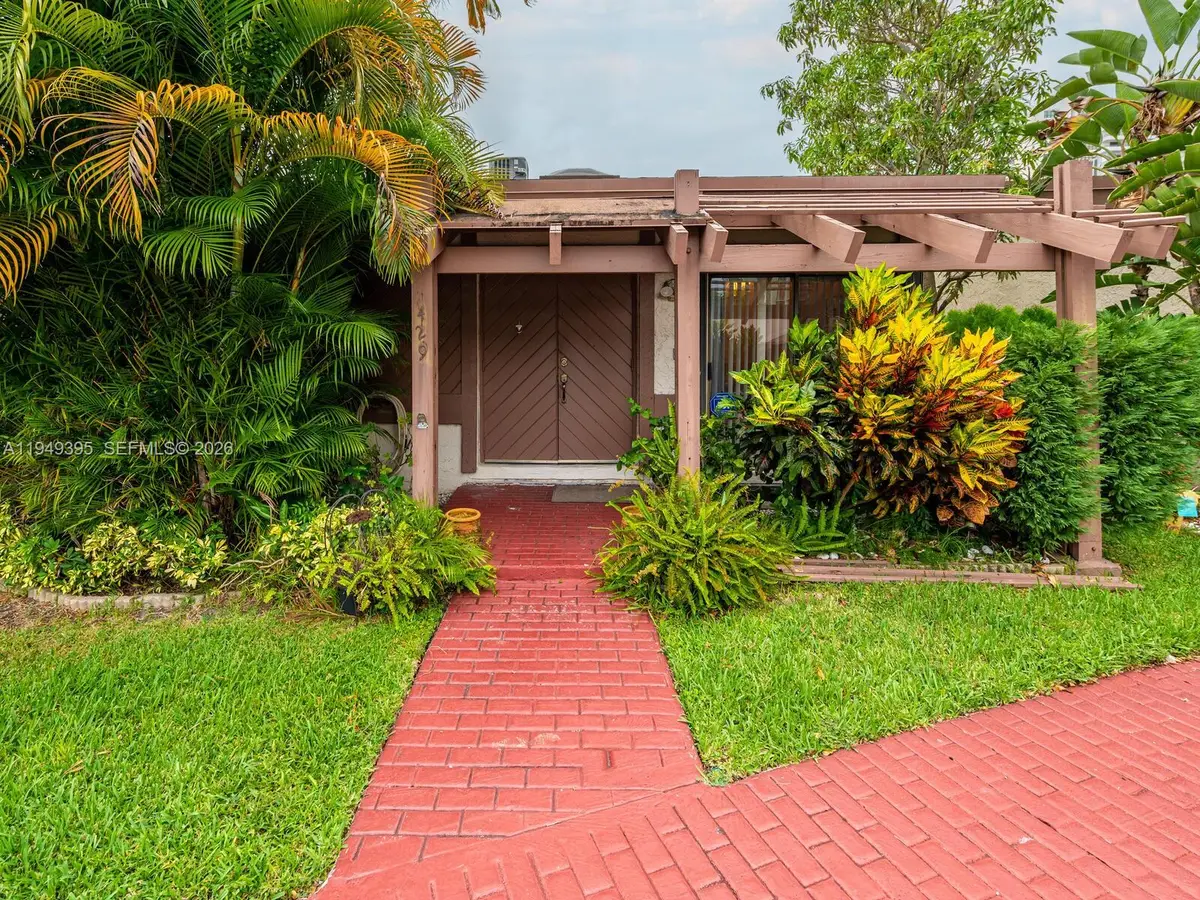 429 Leslie Dr #429, Hallandale Beach, FL 33009 - #1