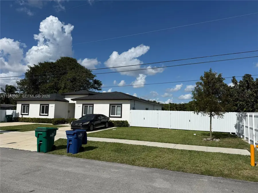 12047 12049 SW 213th St, Miami, FL 33177 - Image #2