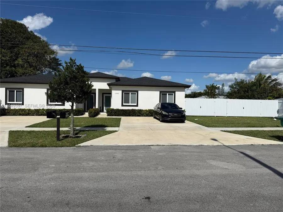 12047 12049 SW 213th St, Miami, FL 33177 - Image #3