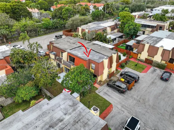 3516 Gardens East Dr #A, Palm Beach Gardens, FL 33410