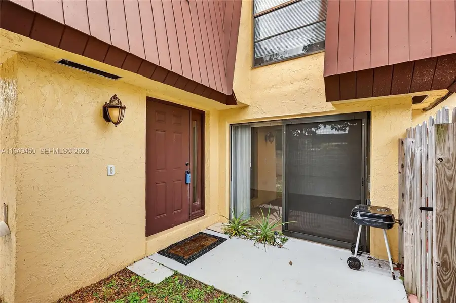 3516 Gardens East Dr #A, Palm Beach Gardens, FL 33410 - #2