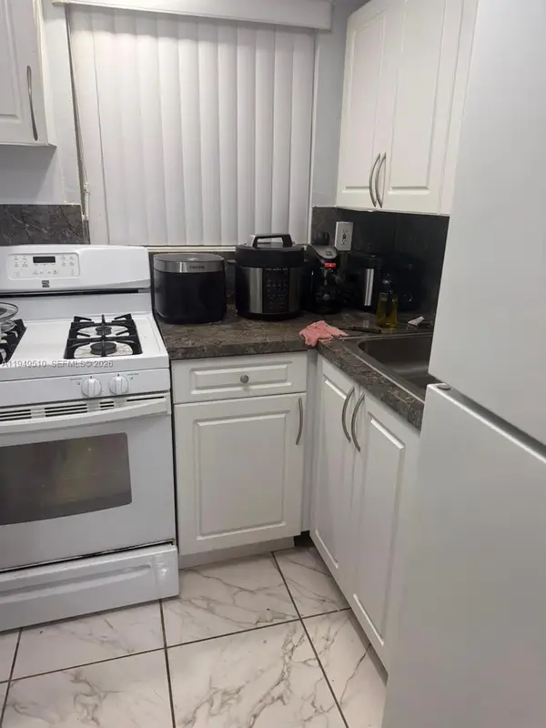 350 E 21st St #108, Hialeah, FL 33010
